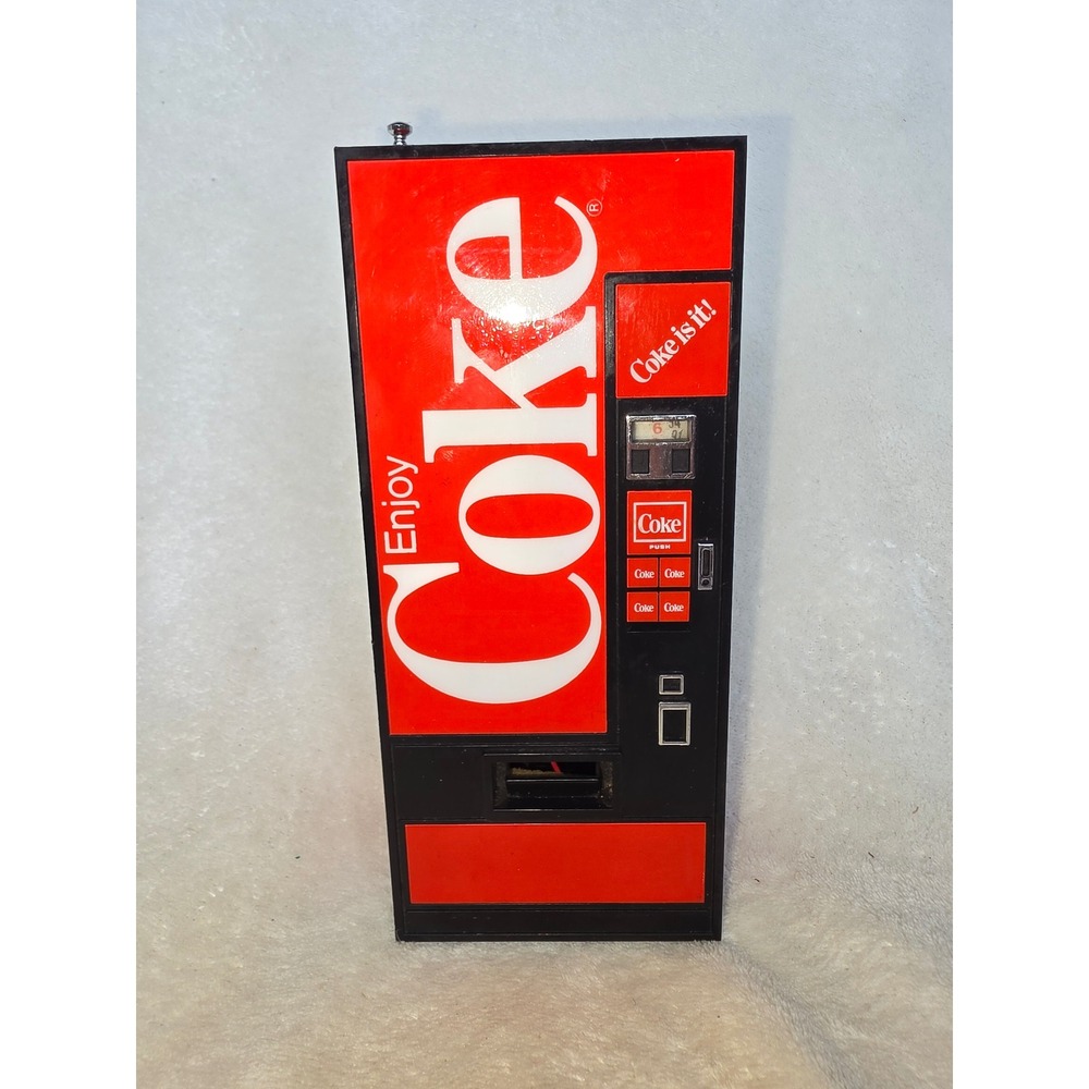 Vintage Coca-Cola Vending Machine AM/FM Radio Markatron Model 2001 Coke Is It